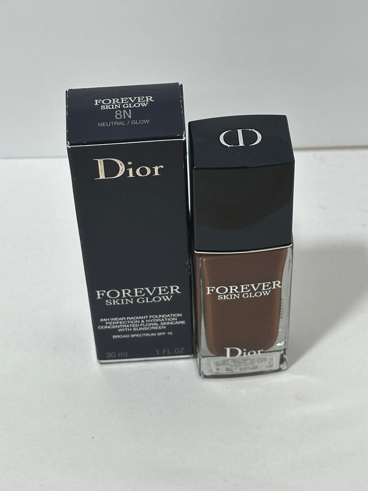 Dior Forever Skin Glow 24Hr Wear Foundation Shade 8 Neutral Glow 1oz/30ml NIB
