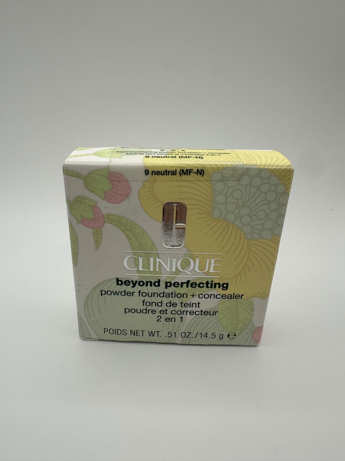 Clinique Beyond Perfecting Powder Foundation + Concealer 9 Neutral (MF-N) .51oz