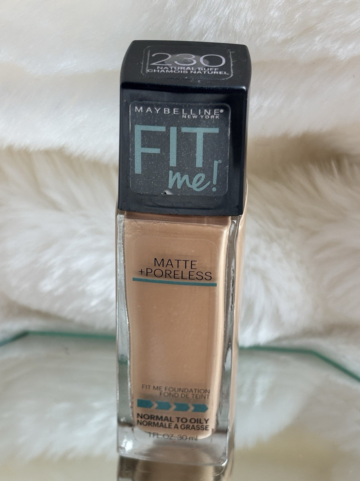 Maybelline Fit Me Matte + Poreless Liquid 230- Natural Buff Chamois Natural
