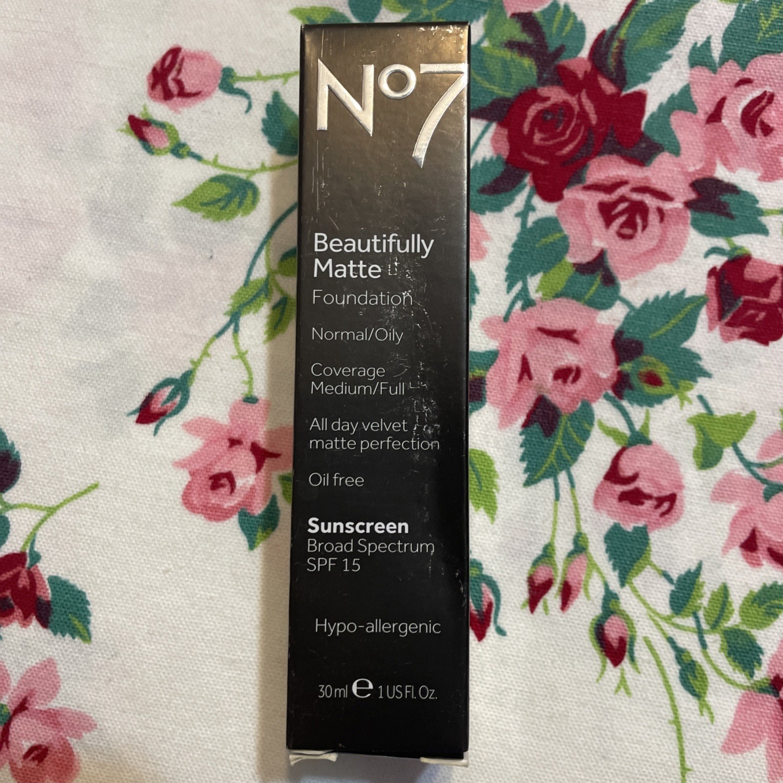 No7 COOL BEIGE Beautifully Matte Foundation SPF15 Normal/Oily READ SEE NOS