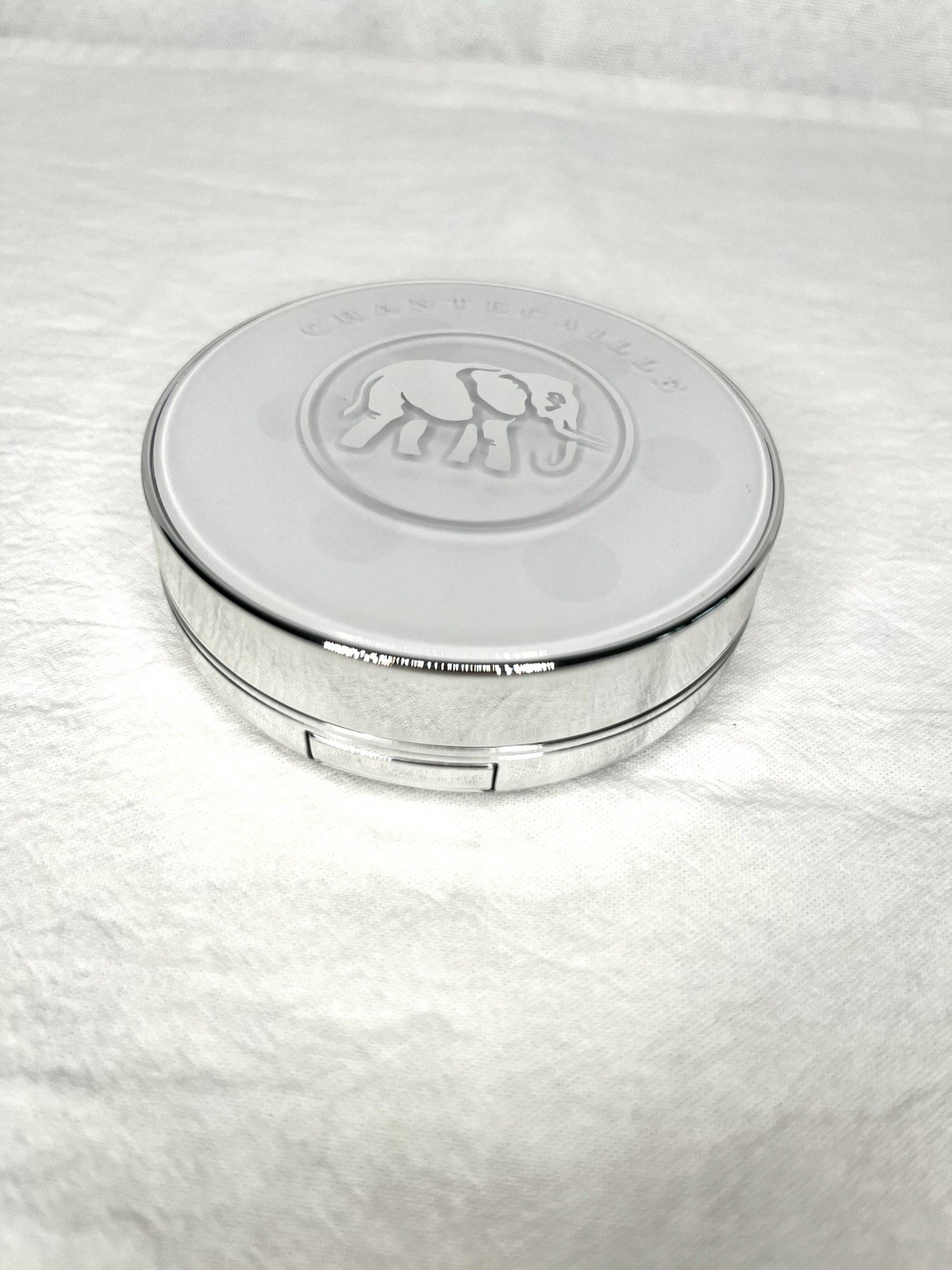 Chantecaille Refillable Foundation Cushion Compact CASE ONLY With Compact Mirror