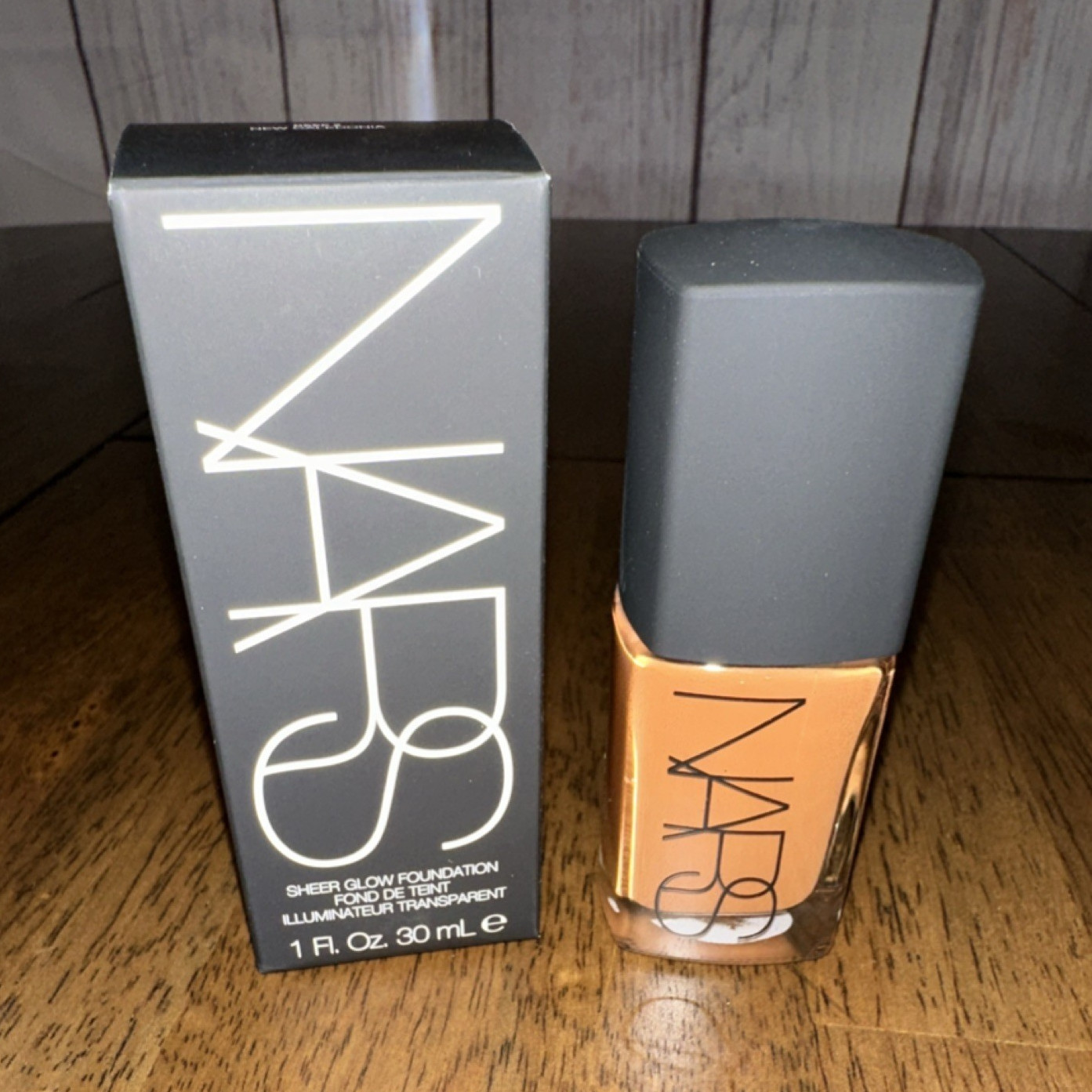 NARS Sheer Glow Liquid Foundation Deep 2 New Caledonia Glow Buildable 1oz