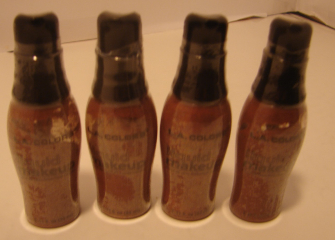Lot of 4 LA COLORS Pump Liquid Makeup Foundation Cappuccino LM286- 1.11 fl oz Ea