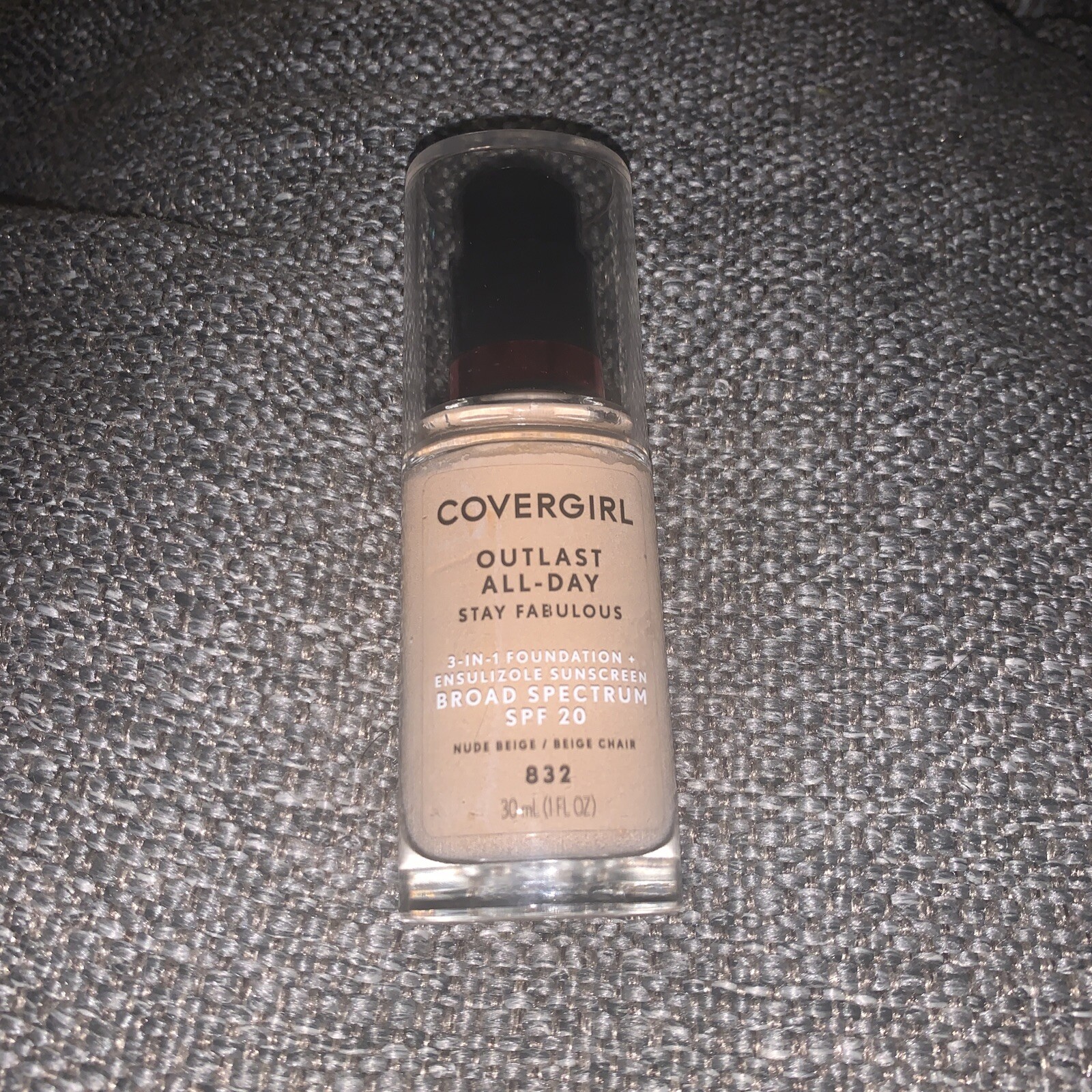 CoverGirl Outlast All Day Stay Fabulous 3-in-1 Foundation #832 Nude Beige