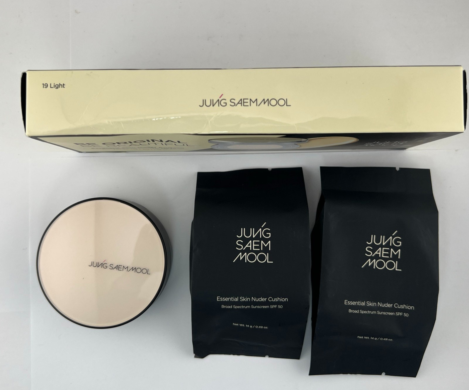 JUNG SAEM MOOL Essential Skin Nuder Cushion Bundle – 1 Full Cushion + 2 Refills