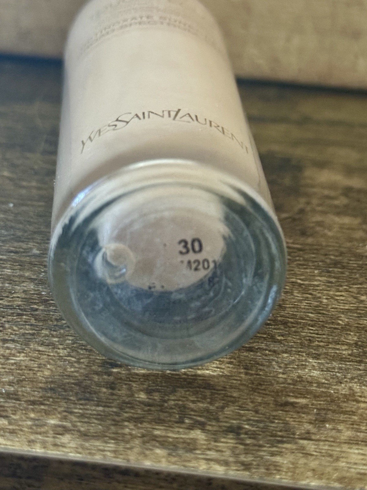 YSL Le Teint Touche Eclat Illuminating Foundation 1 oz~B30 Beige~No Cap