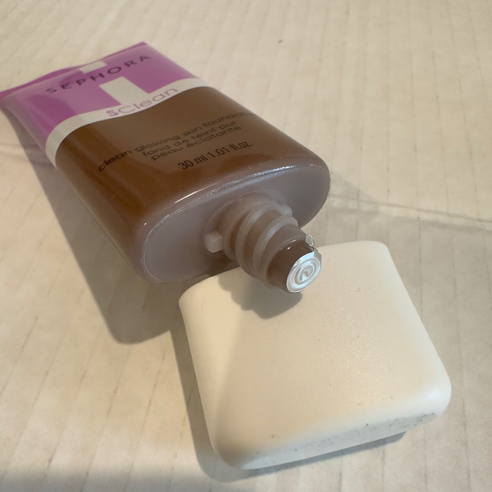 Sephora Clean Glowing Skin Foundation 35 Radiant Finish 30ml 1.01oz Matcha Vit C
