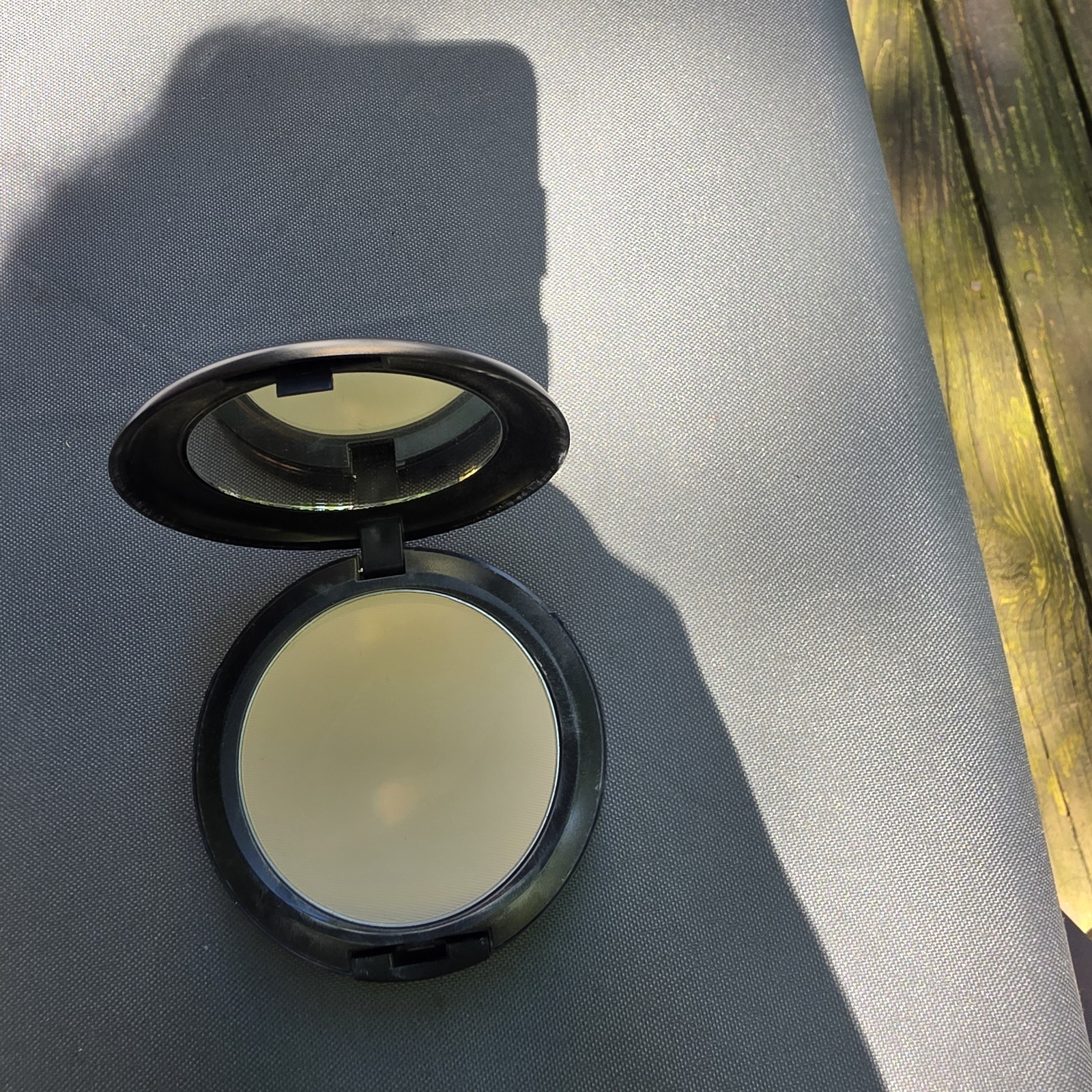 MAC Studio Fix Powder Plus Foundation NC10 Full Size 0.52oz