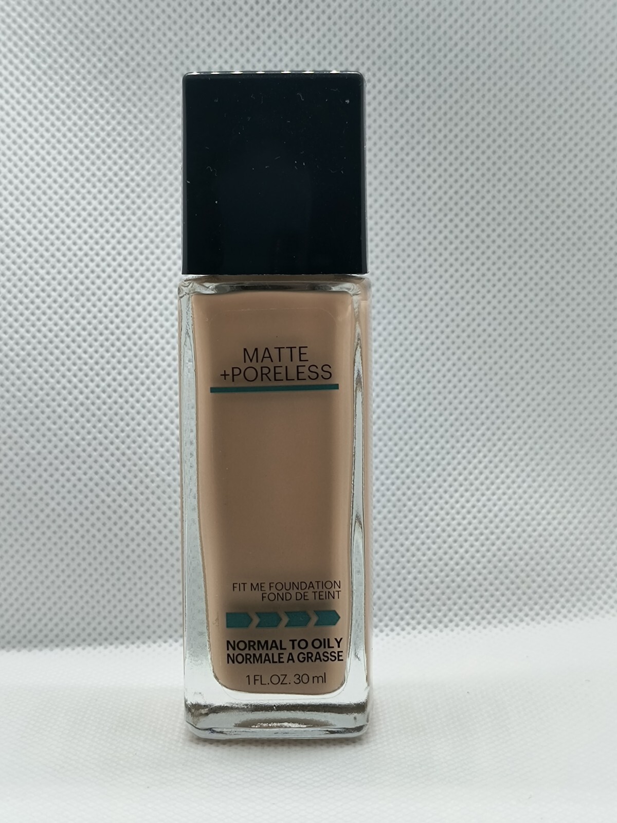 Maybelline Fit Me! Foundation 122 Creamy Beige Matte+Poreless