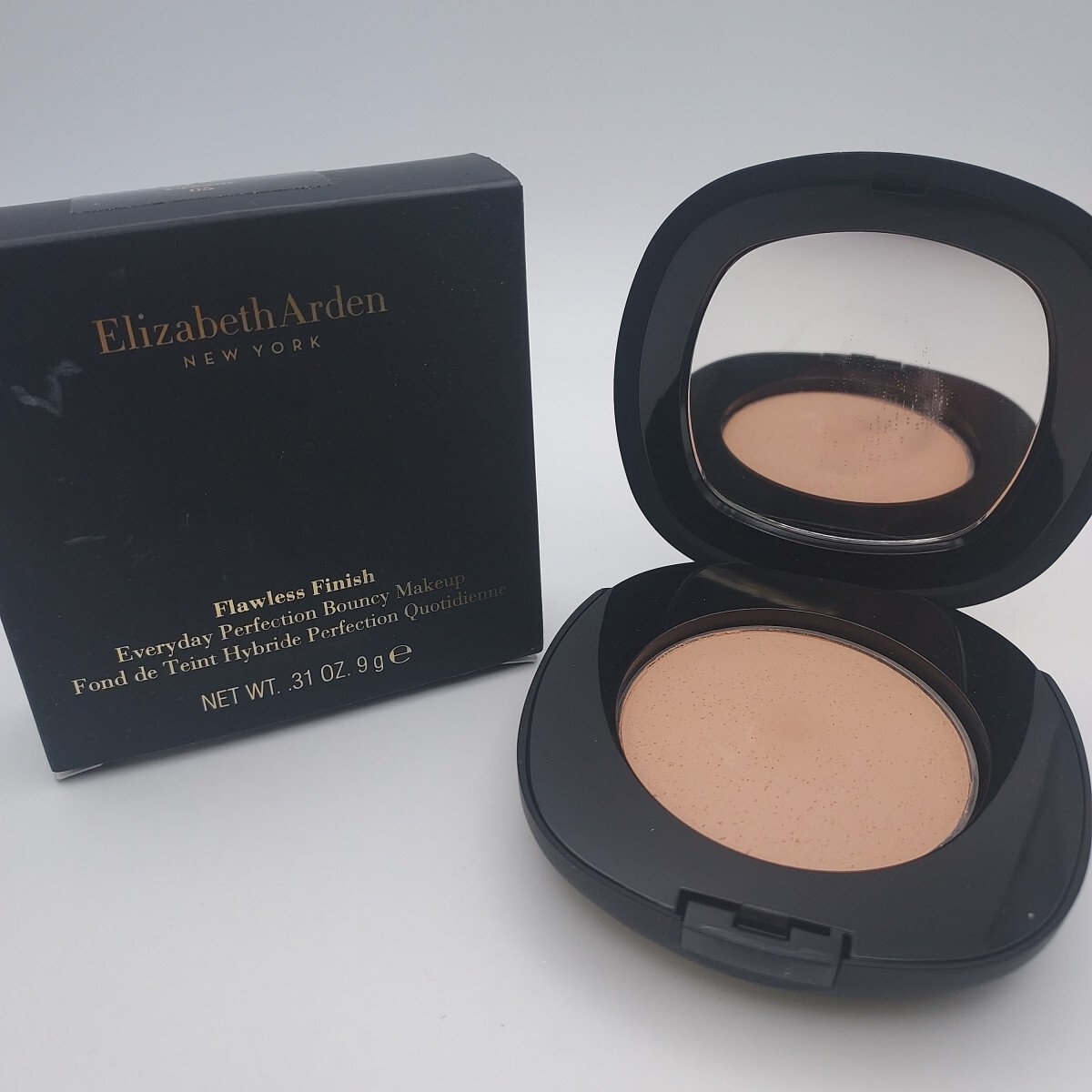 Elizabeth Arden Flawless Finish Everyday Perfection Bouncy Makeup CREAM 05