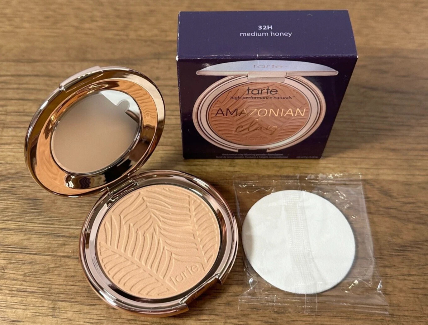 Tarte ~ Amazonian Clay Blurring Powder Foundation ~ 32H Medium Honey ~NEW IN BOX