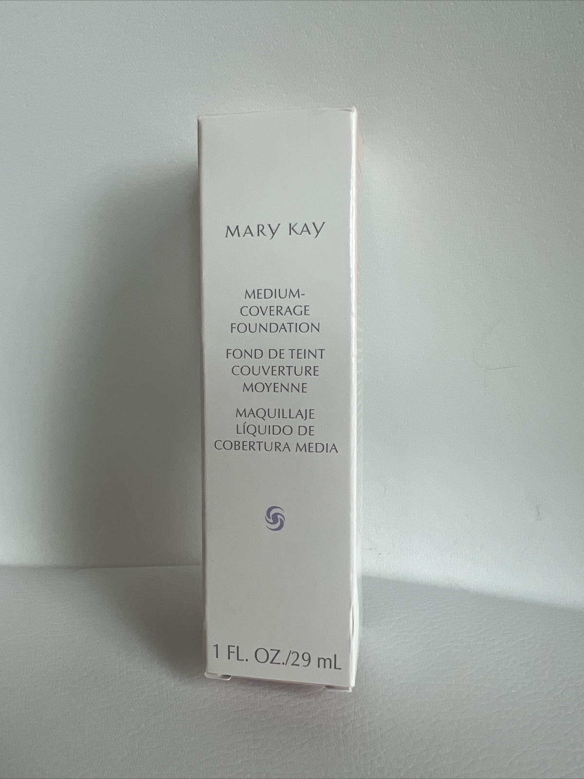 New In Box Mary Kay Medium Coverage Foundation Bronze 507 Normal/Oily -Gray Cap