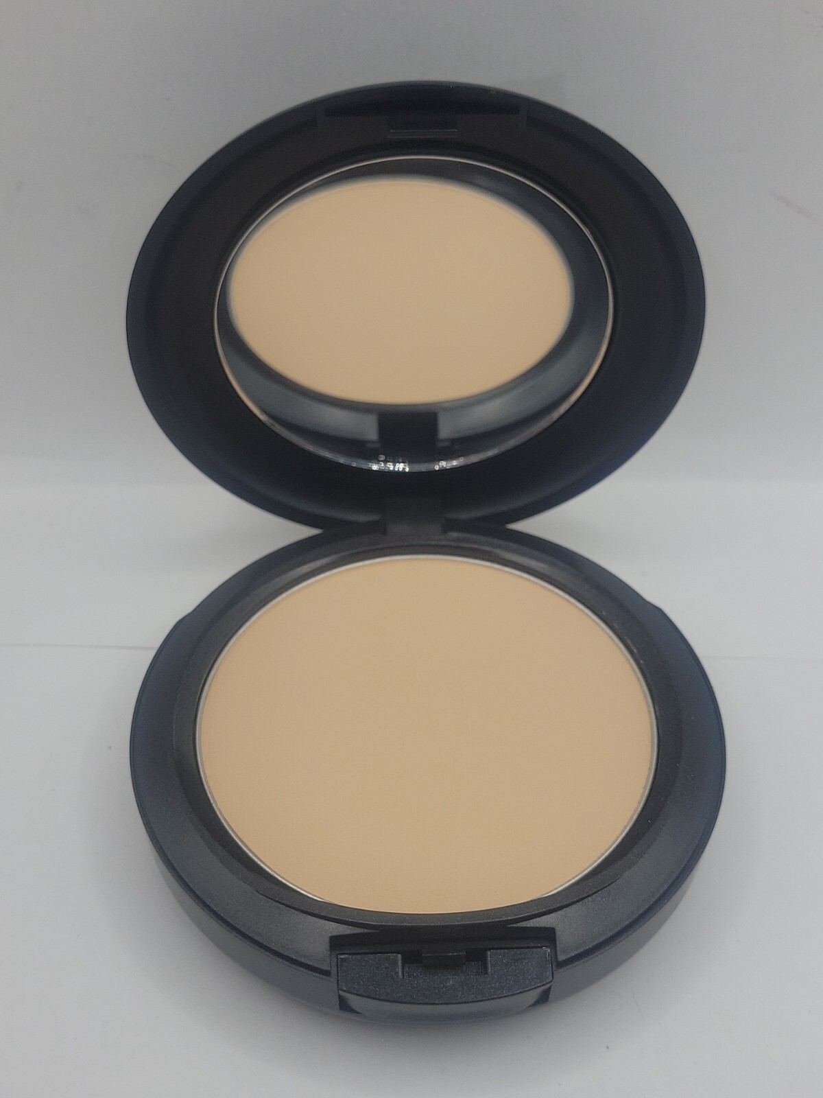 MAC Studio Fix Powder Plus Foundation NC25 Full Size .52 oz New in Box.100% AUT