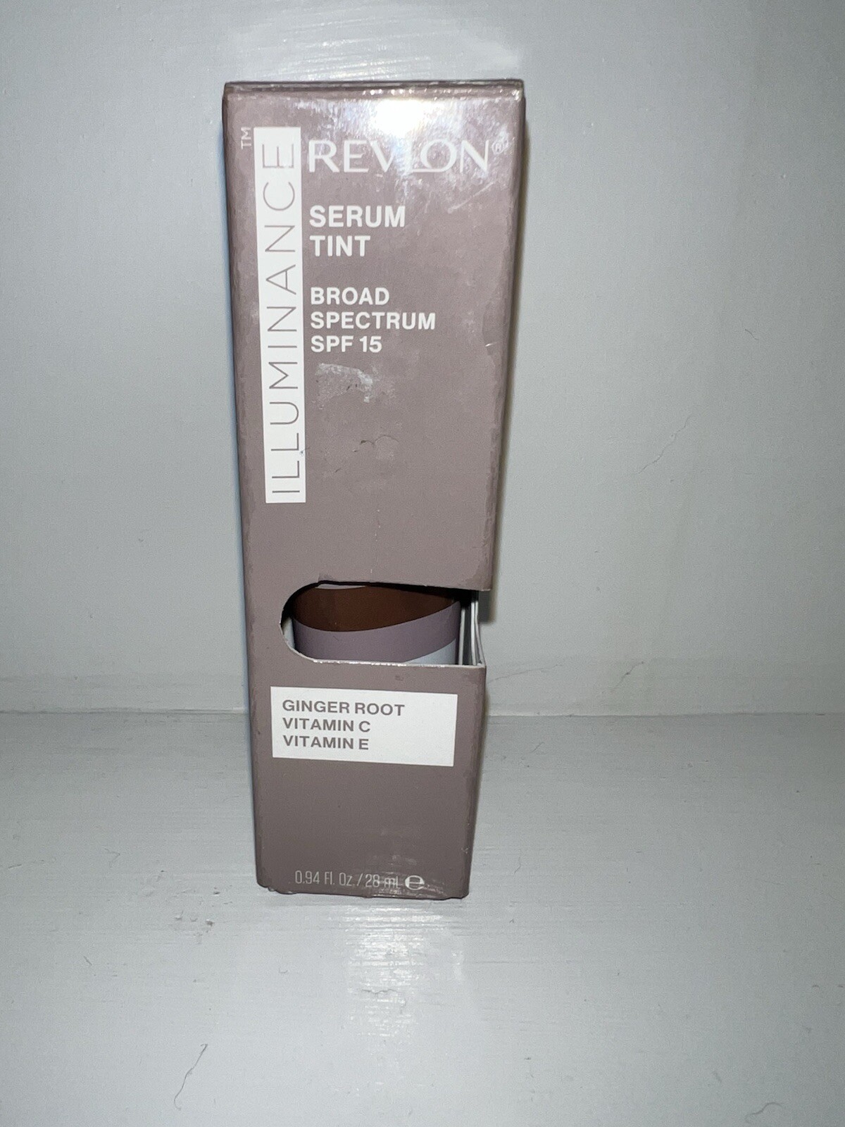 Revlon Illuminance Serum Tint SPF 15 0.94 fl oz 601 – Soft Nutmeg Exp: 6/25 New