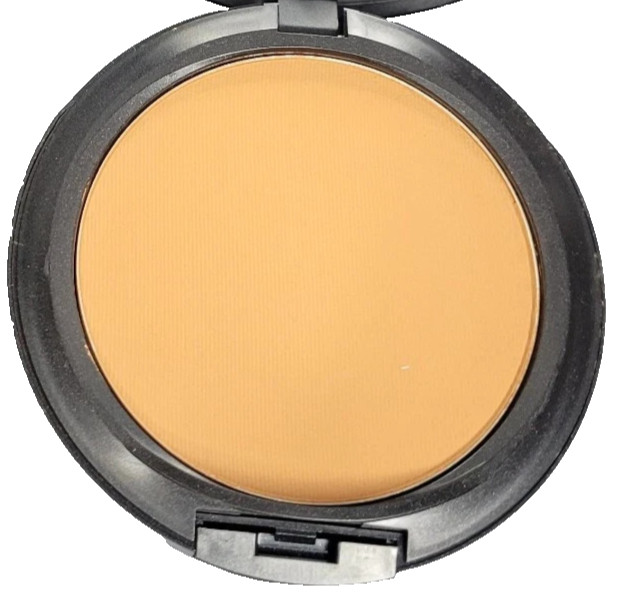 MAC COSMETICS STUDIO FIX POWDER PLUS FOUNDATION 0.52 OZ/15g NW43