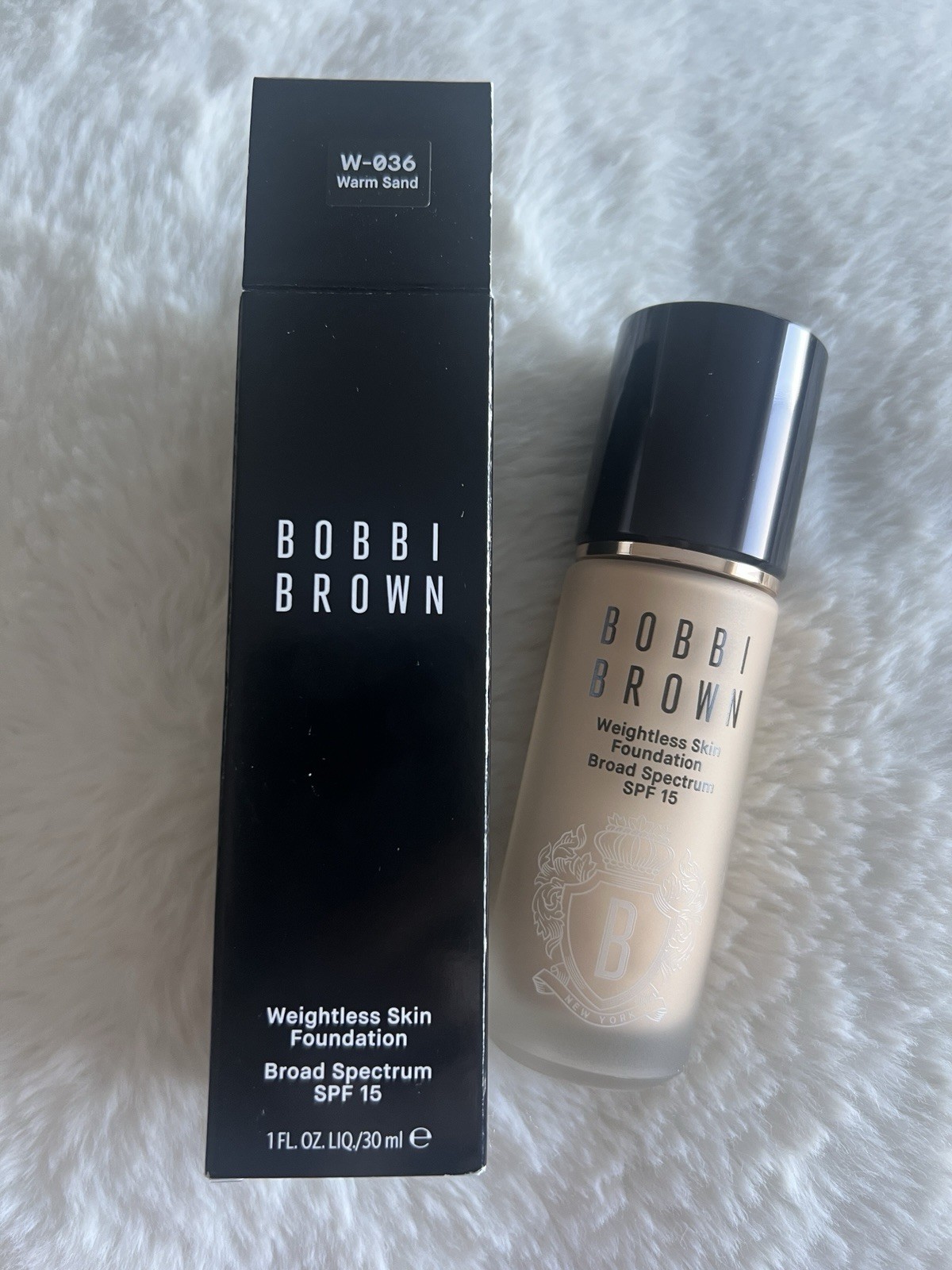 Bobbi Brown Weightless Skin Foundation W-036 Warm Sand SPF 15 1 fl oz