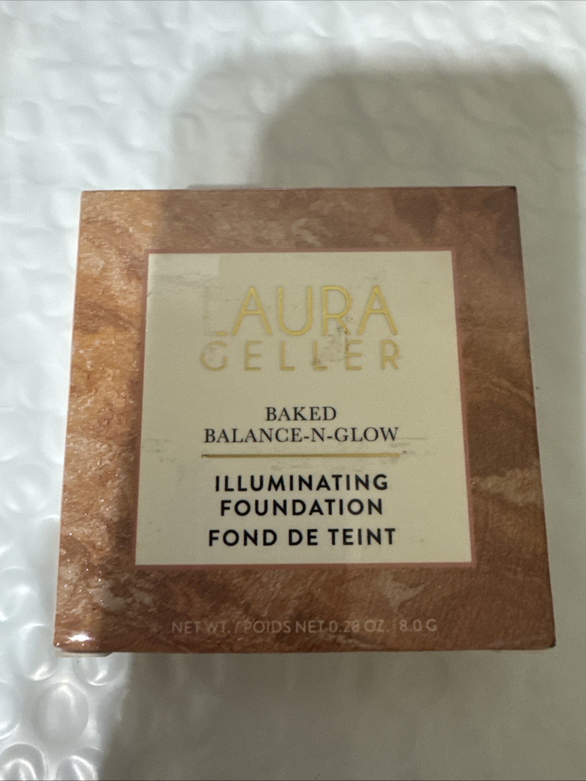 LAURA GELLER Baked Balance-N-Glow Illuminating Foundation LIGHT