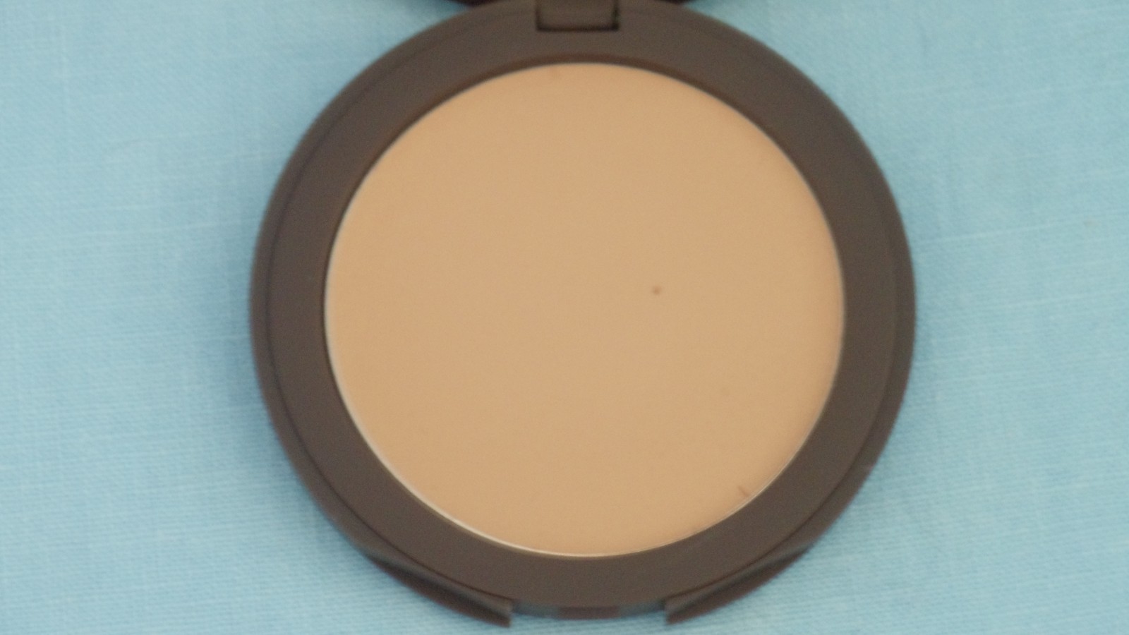 NWOB TARTE Amazonian Clay Smoothing Balm Compact-Medium 0.31oz/9g compact/mirror