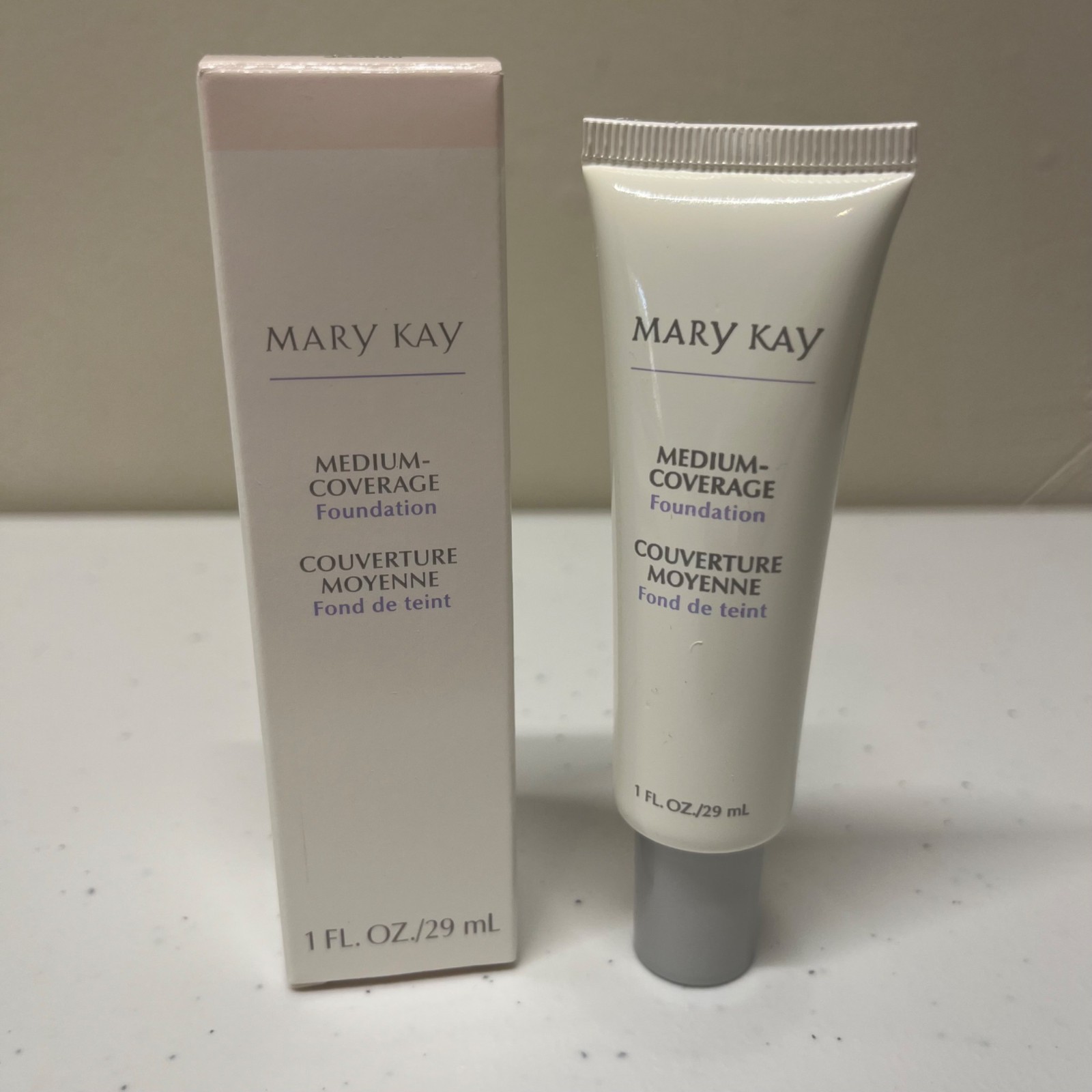 MARY KAY Medium Coverage Foundation Ivory 202 Liquid 1 fl oz 356800 Lot of 2 NEW