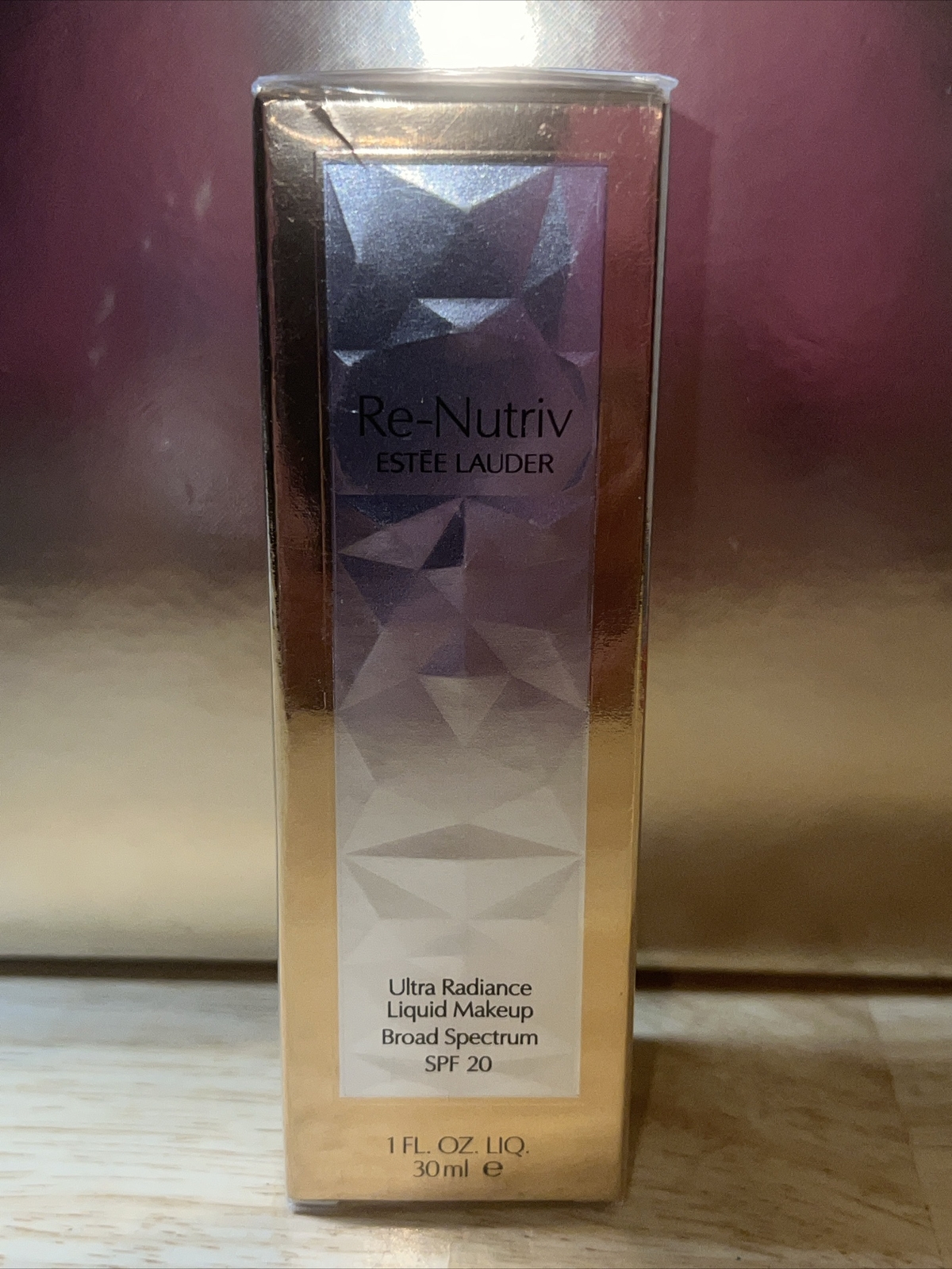 6C1 Rich Cocoa Estee Lauder Re-Nutriv Ultra Radiance Liquid Makeup SPF20