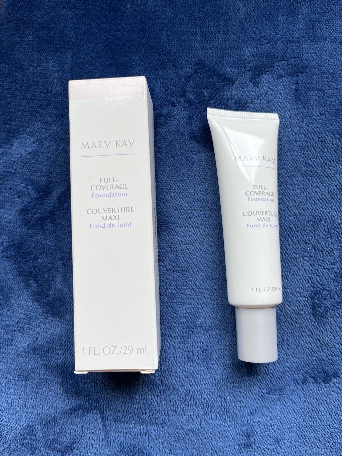 Mary Kay New Old Stock Foundation Full Coverage Beige 404 367800
