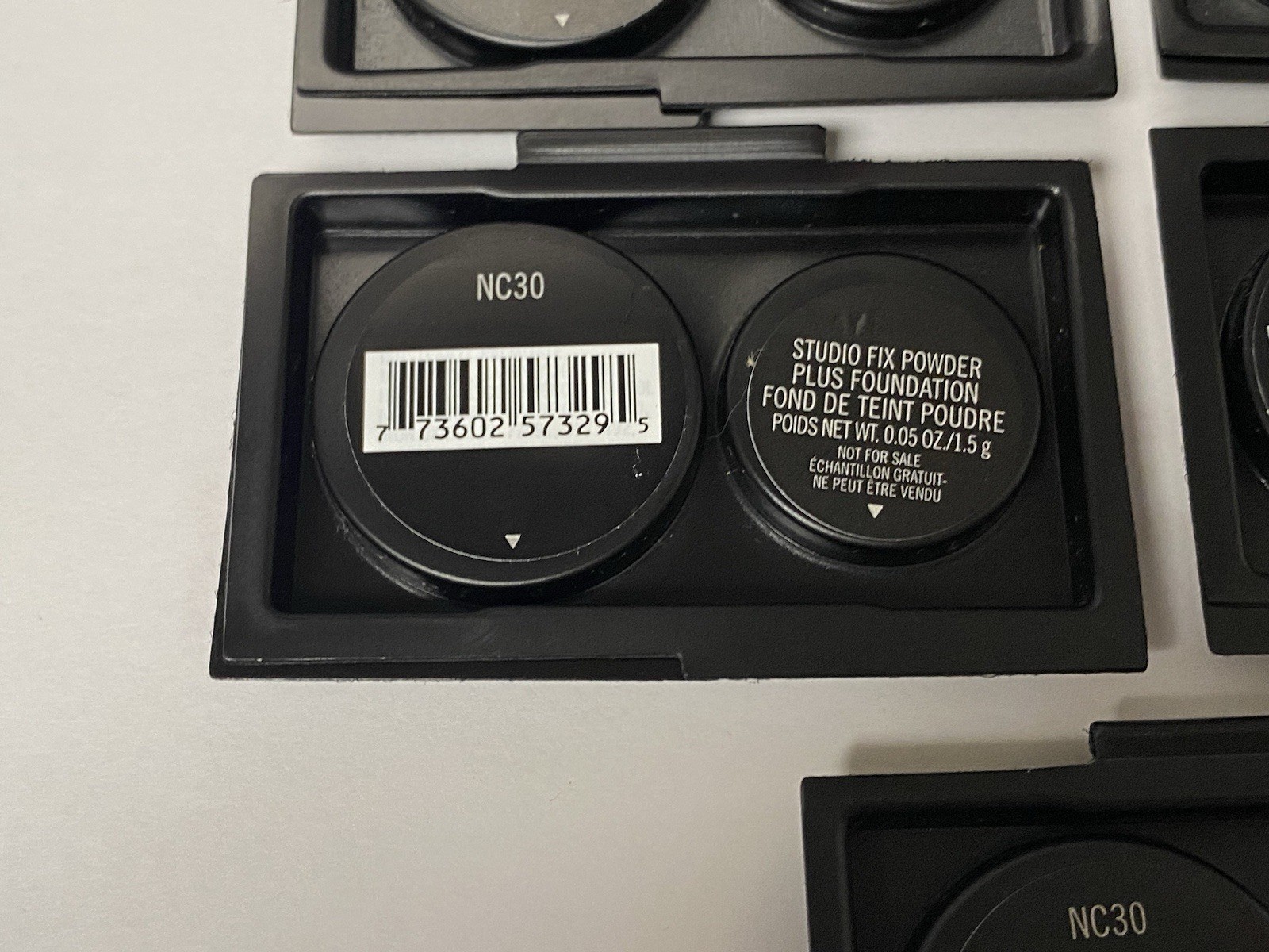 5 MAC Studio Fix Powder Plus Foundation NC30 Sample Size – ORIGINAL FORMULA