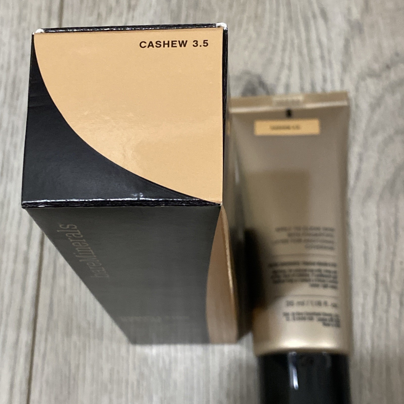 Bare Minerals Complexion Rescue, 1.18oz Tinted Moisturizer SPF 30 Cashew 3.5 NIB