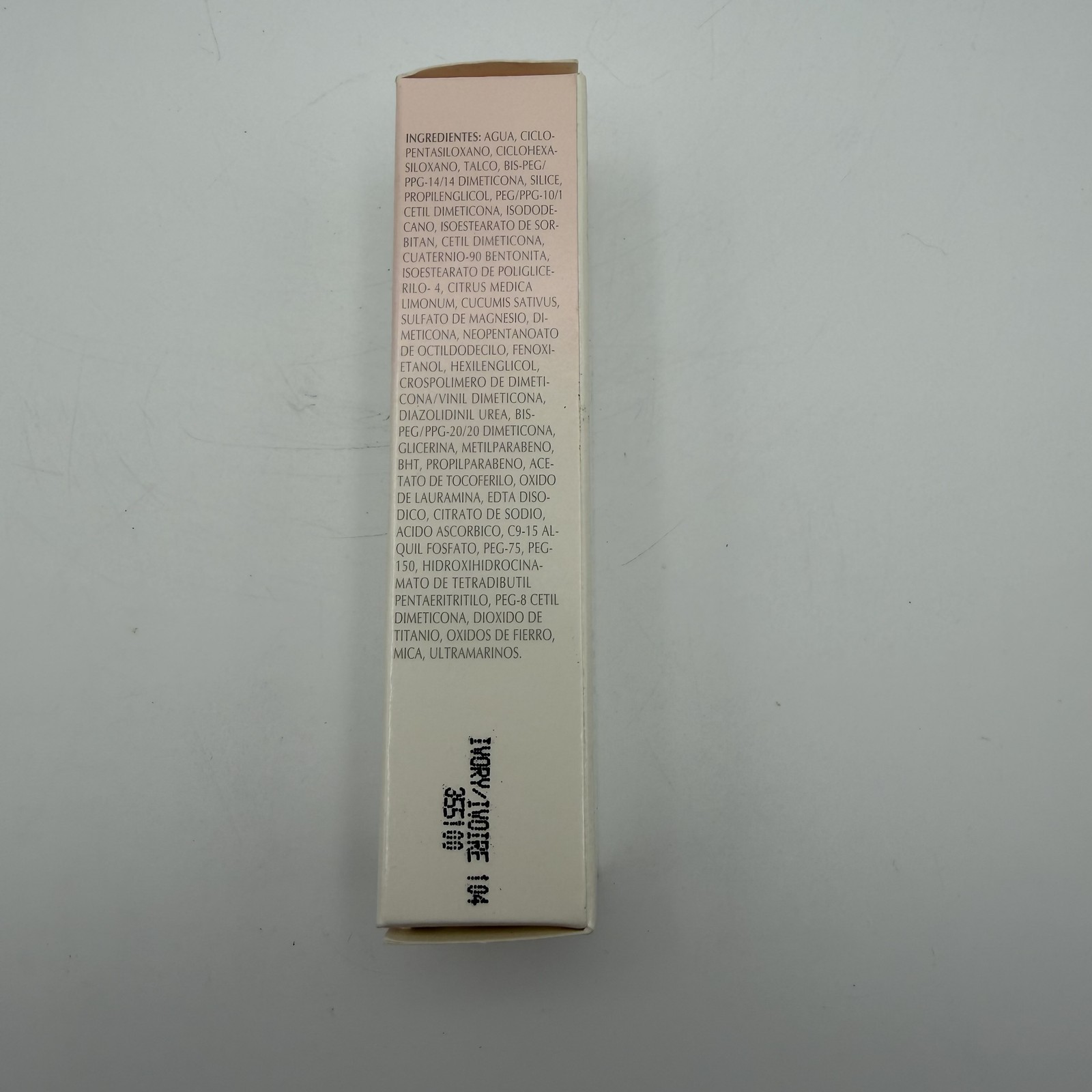 Mary Kay Medium-Coverage Foundation – Ivory 104 – 1 Fl. Oz. / 29 mL – Oil-Free