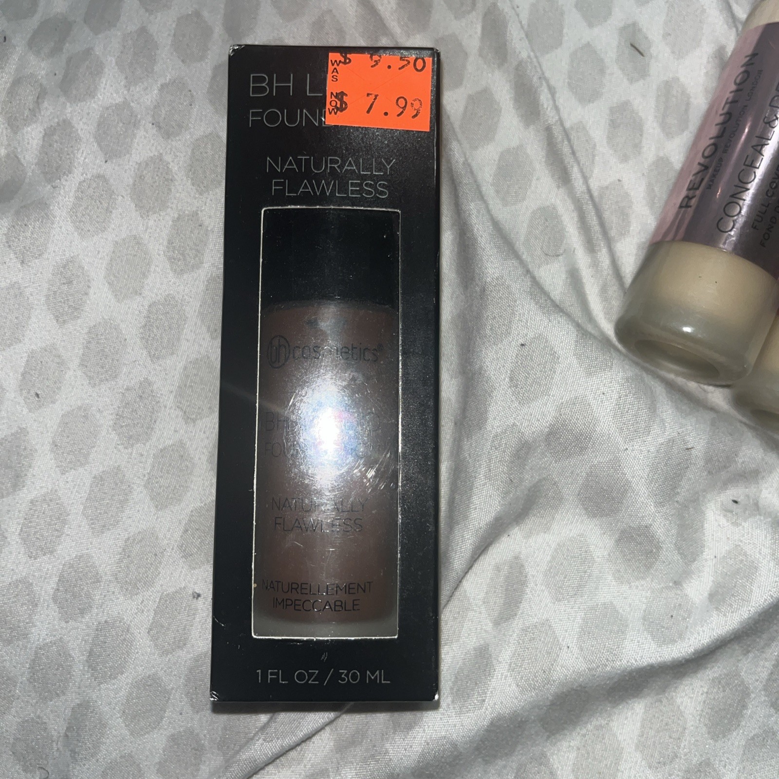 BH Cosmetics Liquid Foundation 231 DEEP EBONY Naturally Flawless *NEW IN BOX*