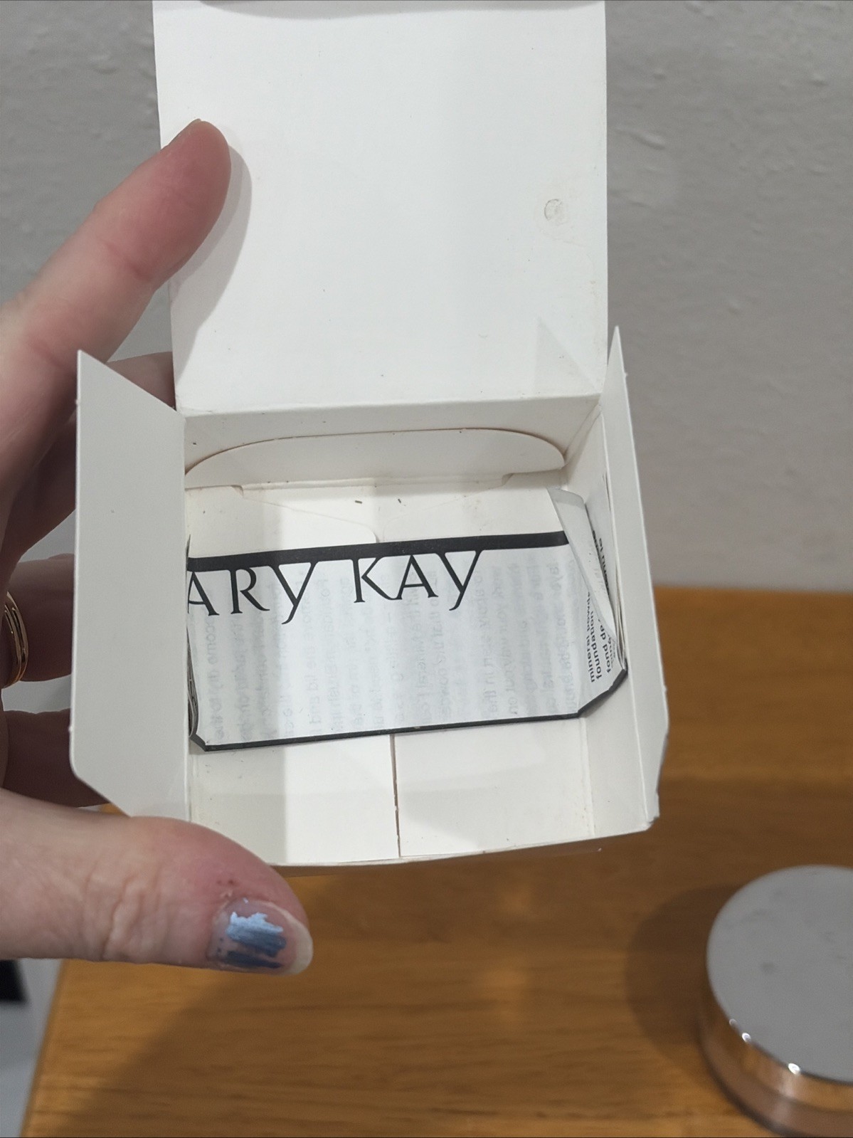 Mary Kay Mineral Powder Foundation .28 Oz /8g – Beige 1.5 – #040988 – NOS NIB