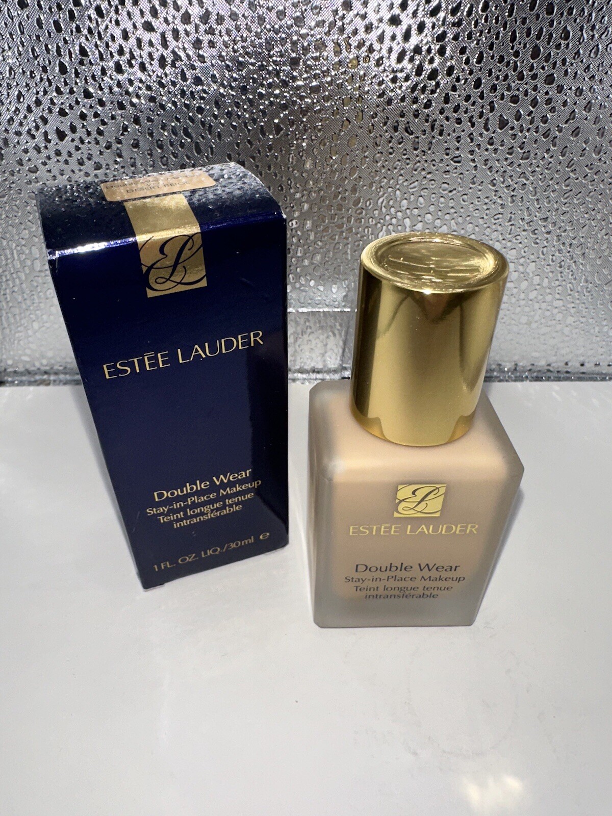 Estée Lauder Double Wear Stay-in-Place Longwear Foundation 2N1 Desert Beige