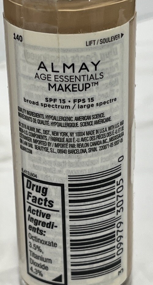 3 Almay Age Essentials Makeup Multi-Benefit SPF 15 140 Light / Medium Warm 1 oz