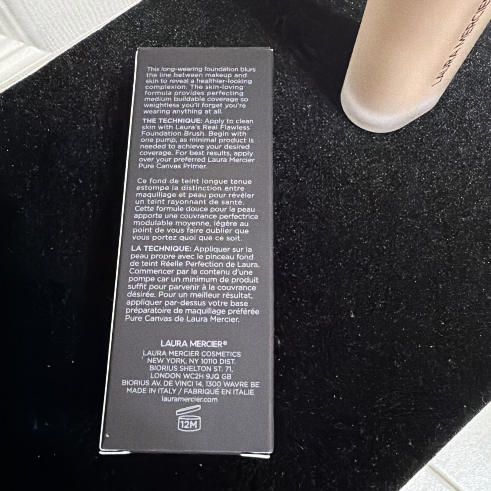 Laura Mercier Soft Sand 2C2 Real Flawless Weightless Foundation. NIB!
