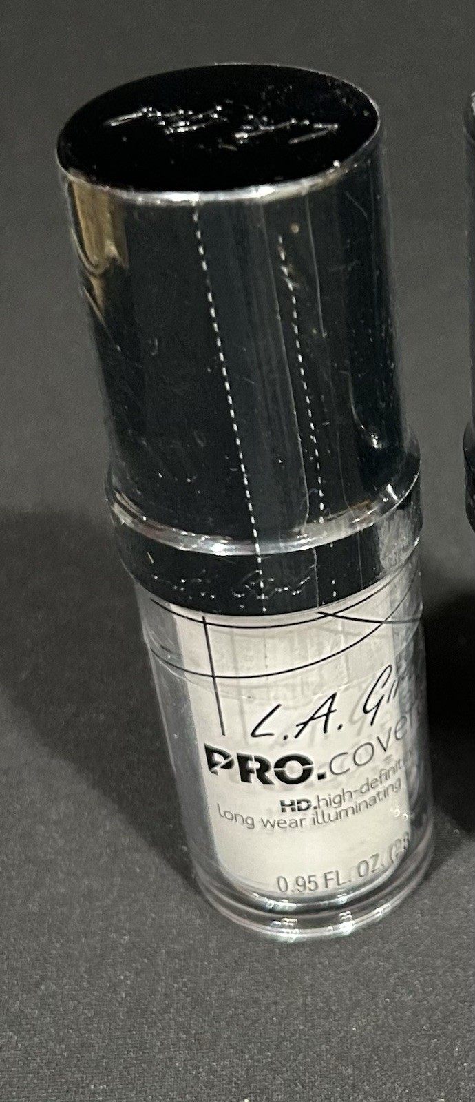 L.A. Girl PRO Coverage Liquid Foundation Medium To Full Coverage White GLM641