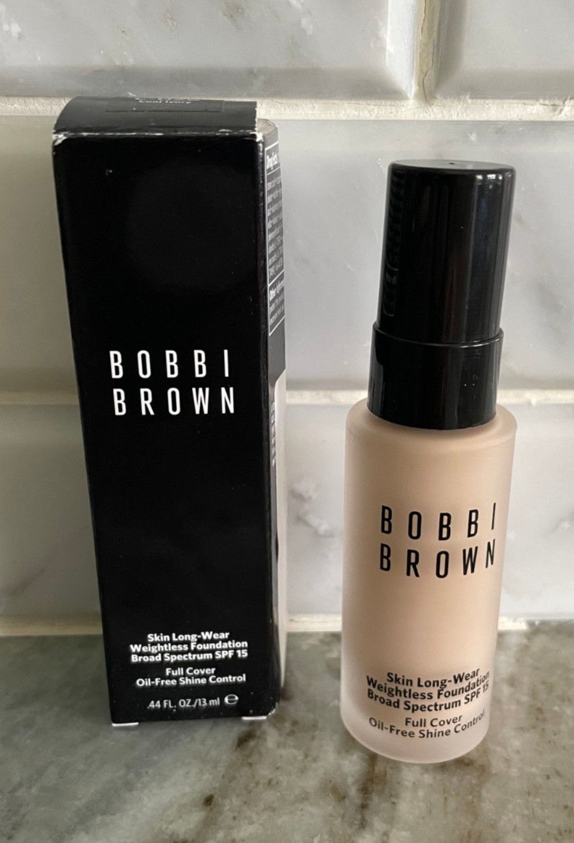 Bobbi Brown Skin Long-Wear Weightless Foundation C-026 Cool Ivory .44oz/13ml NIB