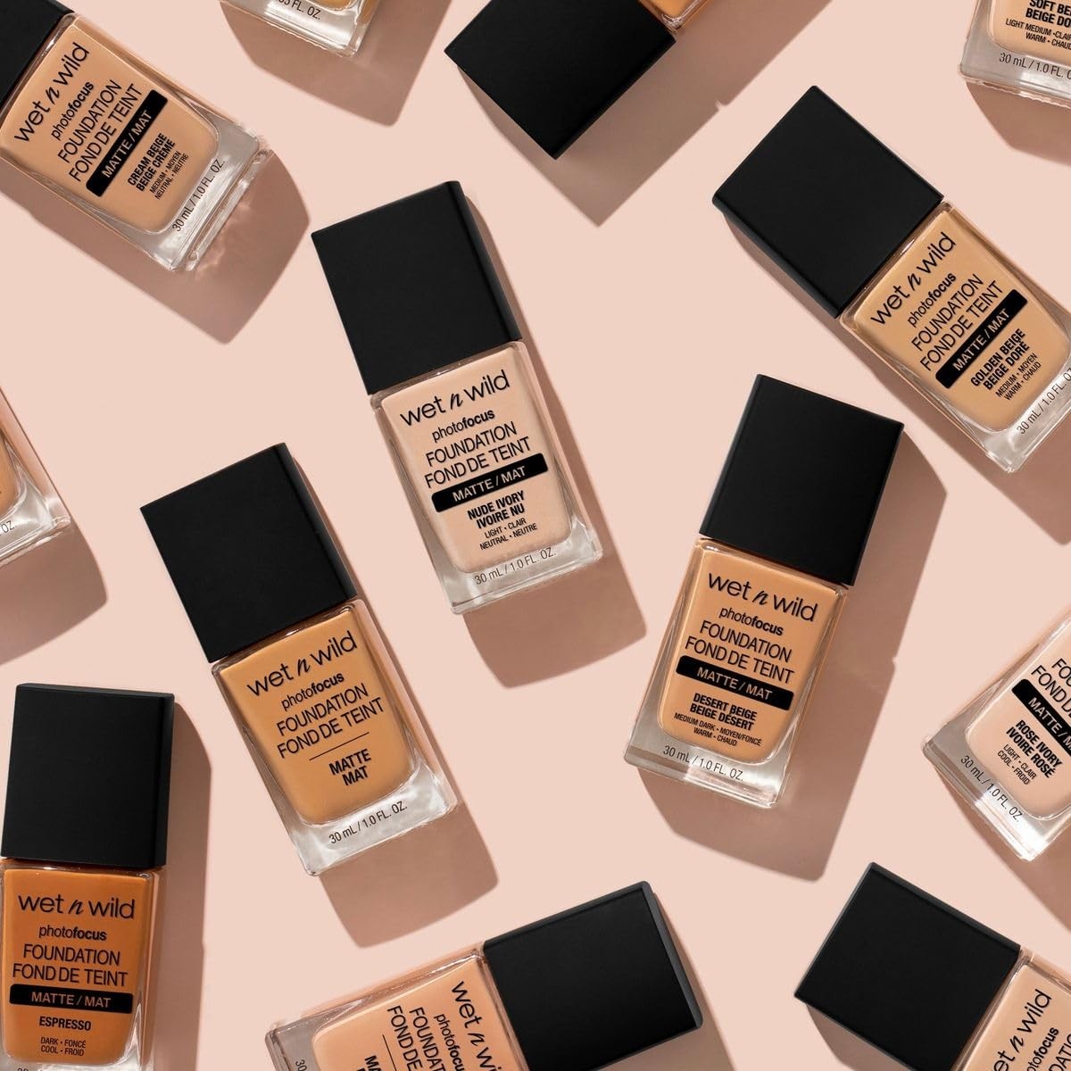 Photo Focus Matte Liquid Foundation Soft Beige, Vegan & Cruelty-Free