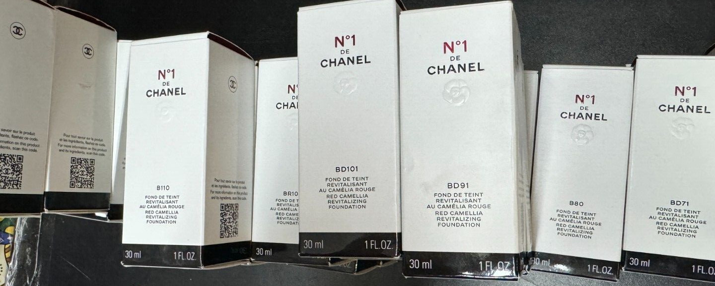 CHANEL No1 De Chanel Red Camellia Revitalizing Foundation 1 Fl Multiple Shades