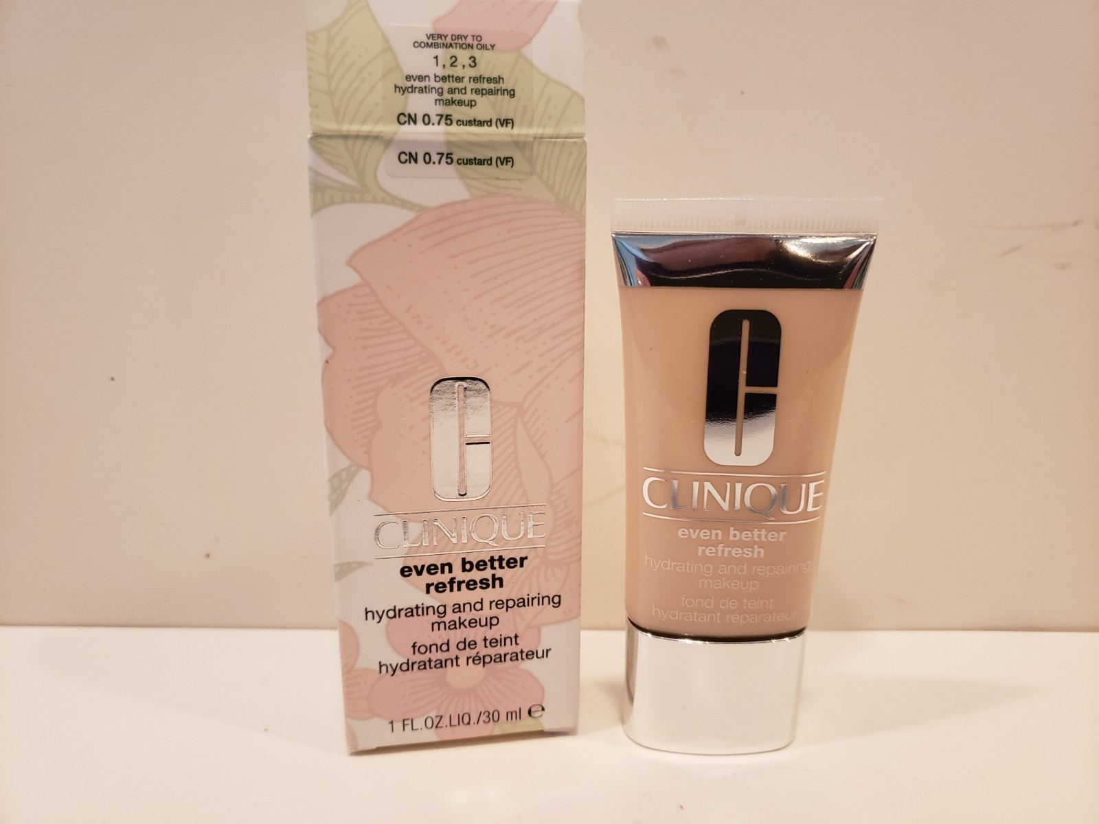 Clinique Even Better Refresh Hydrating & Repairing Makeup CN0.75 Custard 1 Fl Oz