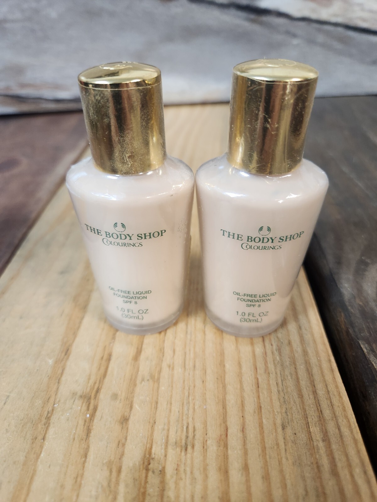 2PK The Body Shop Colourings Oil Free Liquid Foundation SPF 8 1oz Shade 02 Ivory