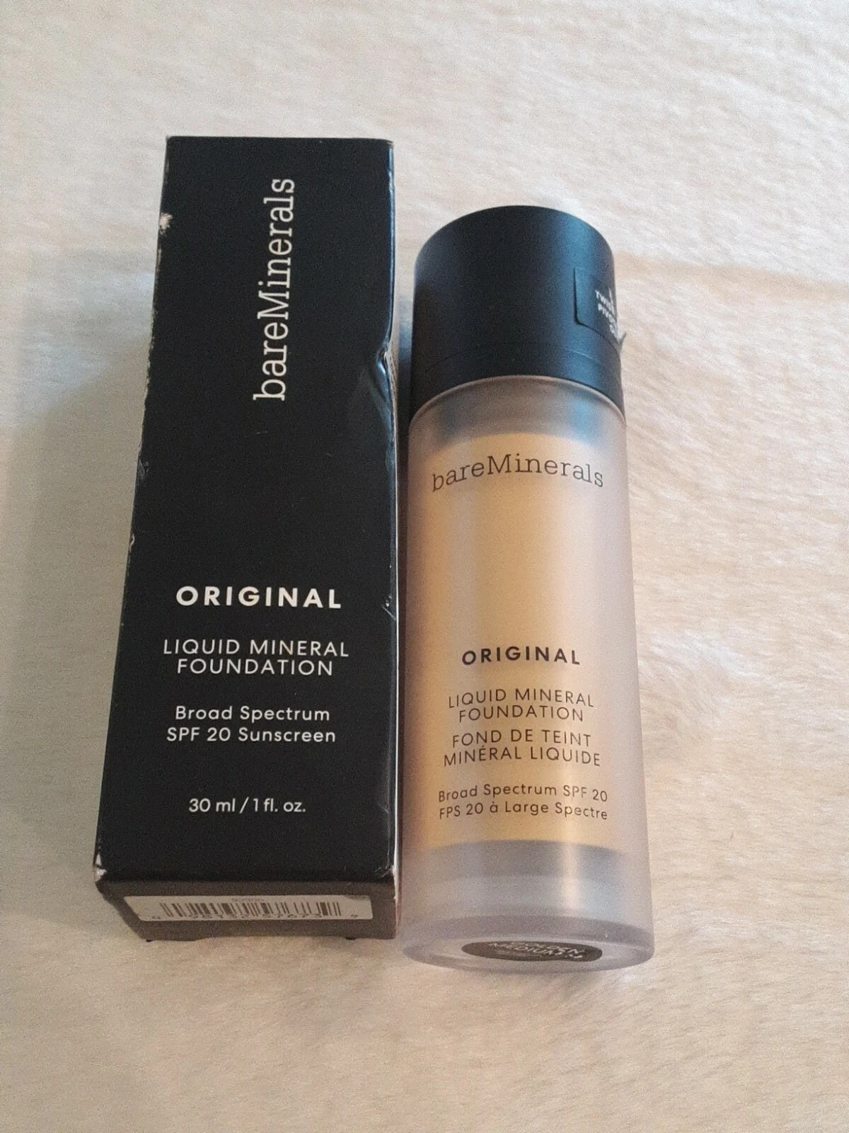 Original Liquid Mineral Foundation Broad Spectrum SPF 20, 1 oz Golden Medium 14