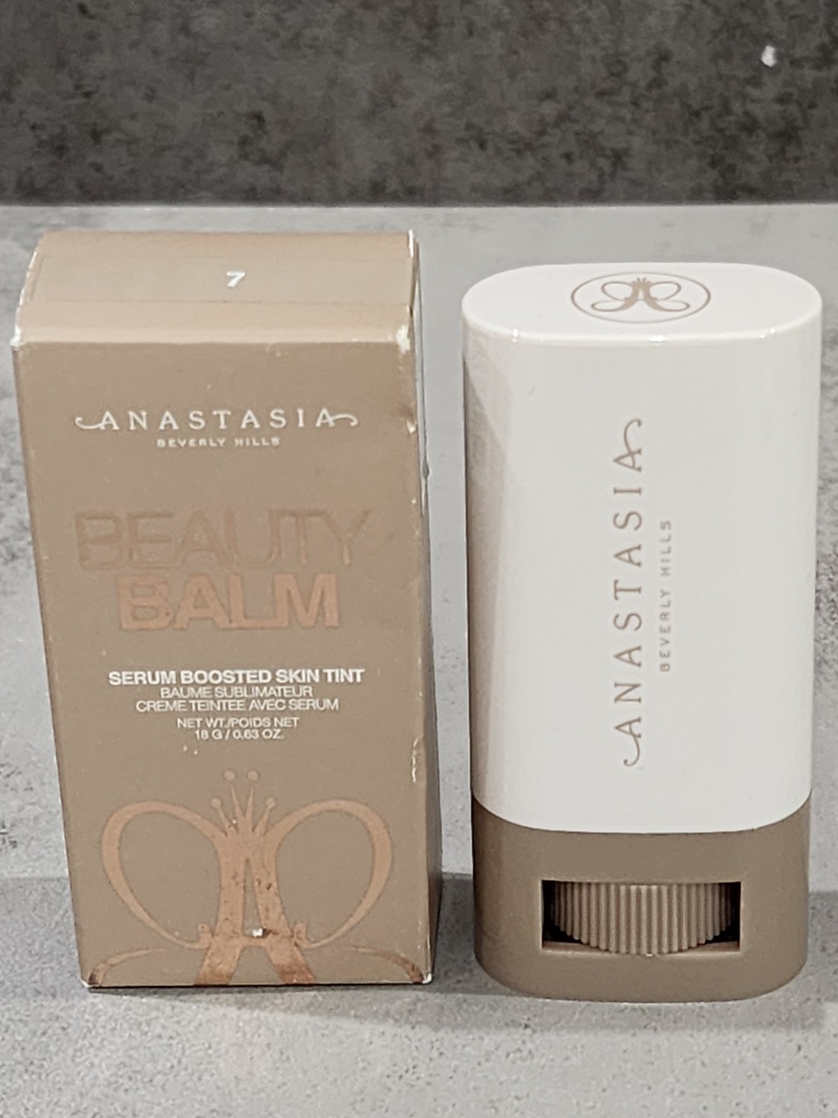 ABH Anastasia Beverly Hills Beauty Balm Serum Boosted Skin Tint in Shade 7 RP$42