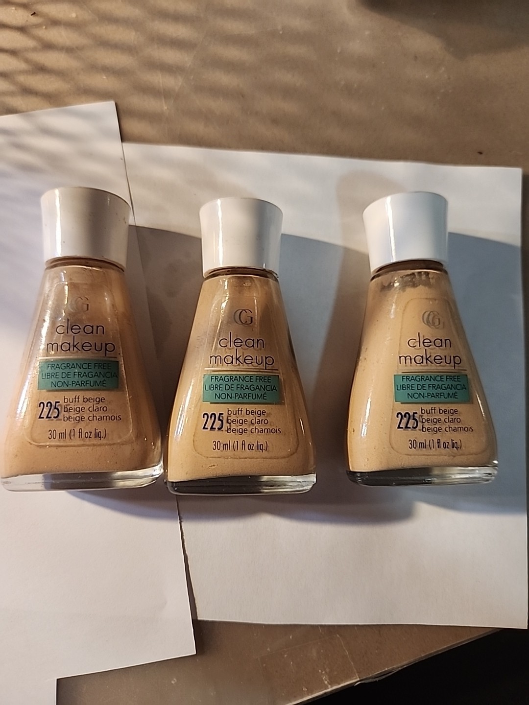 Lot Of 3 Covergirl Clean Makeup Fragrance Free – 225 Buff Beige