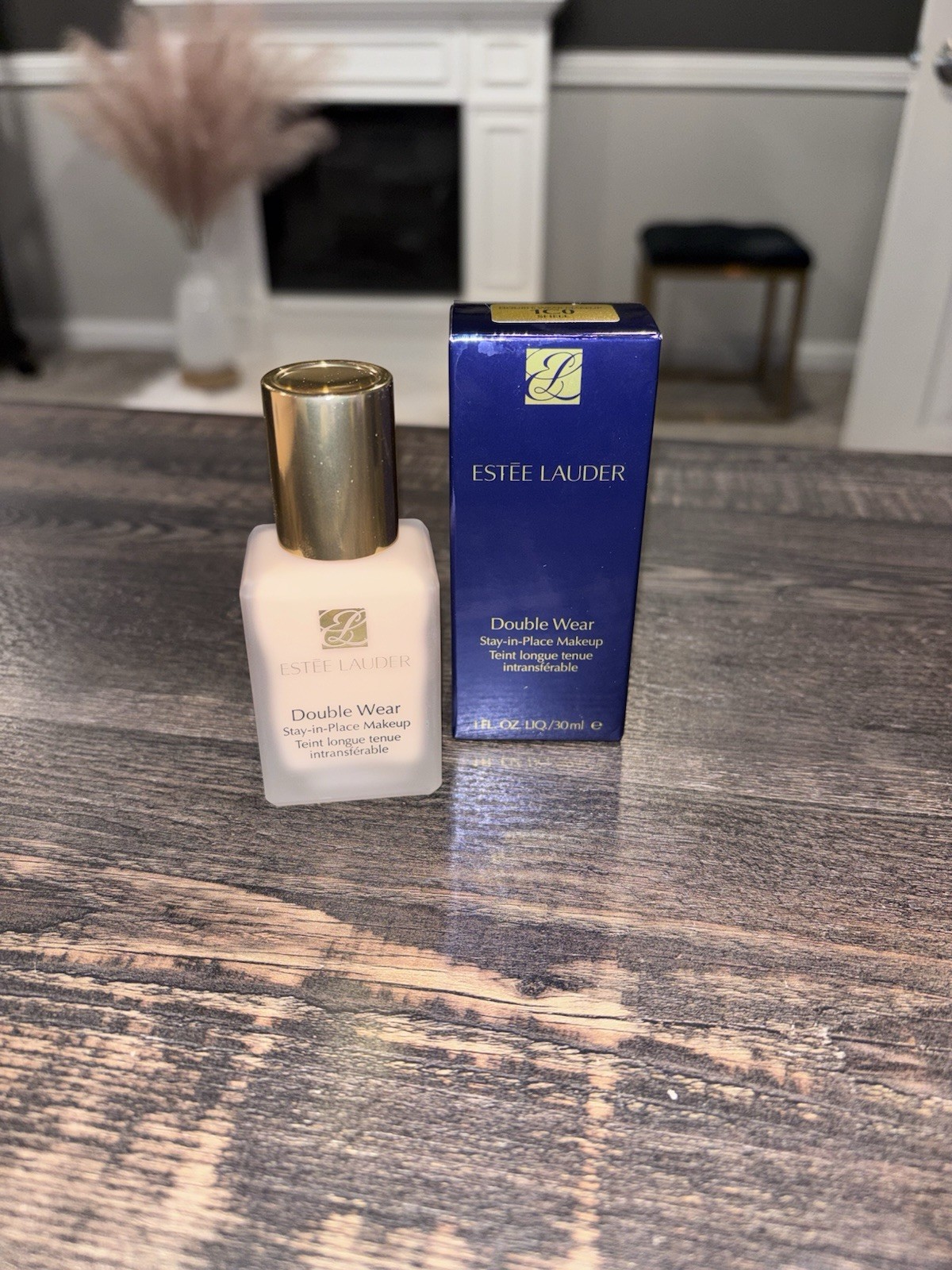 Estée Lauder Double Wear Stay-in-Place Makeup # 1C0 Shell – NIB – Free Shipping