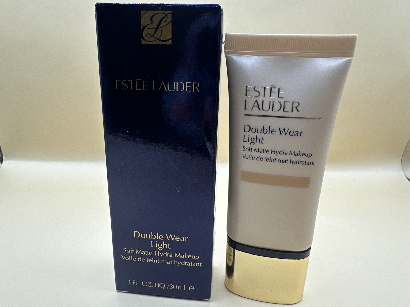 Estee Lauder Double Wear Light Soft Matte Hydra Makeup 3W1.5 FAWN – 30mL NIB