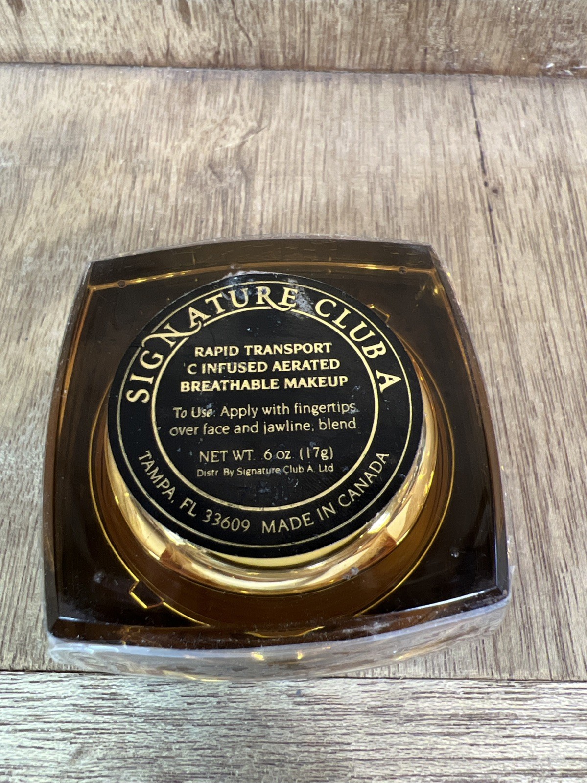 NOS Signature Club A Rapid Transport C Infused Aerated Breathable Makeup
