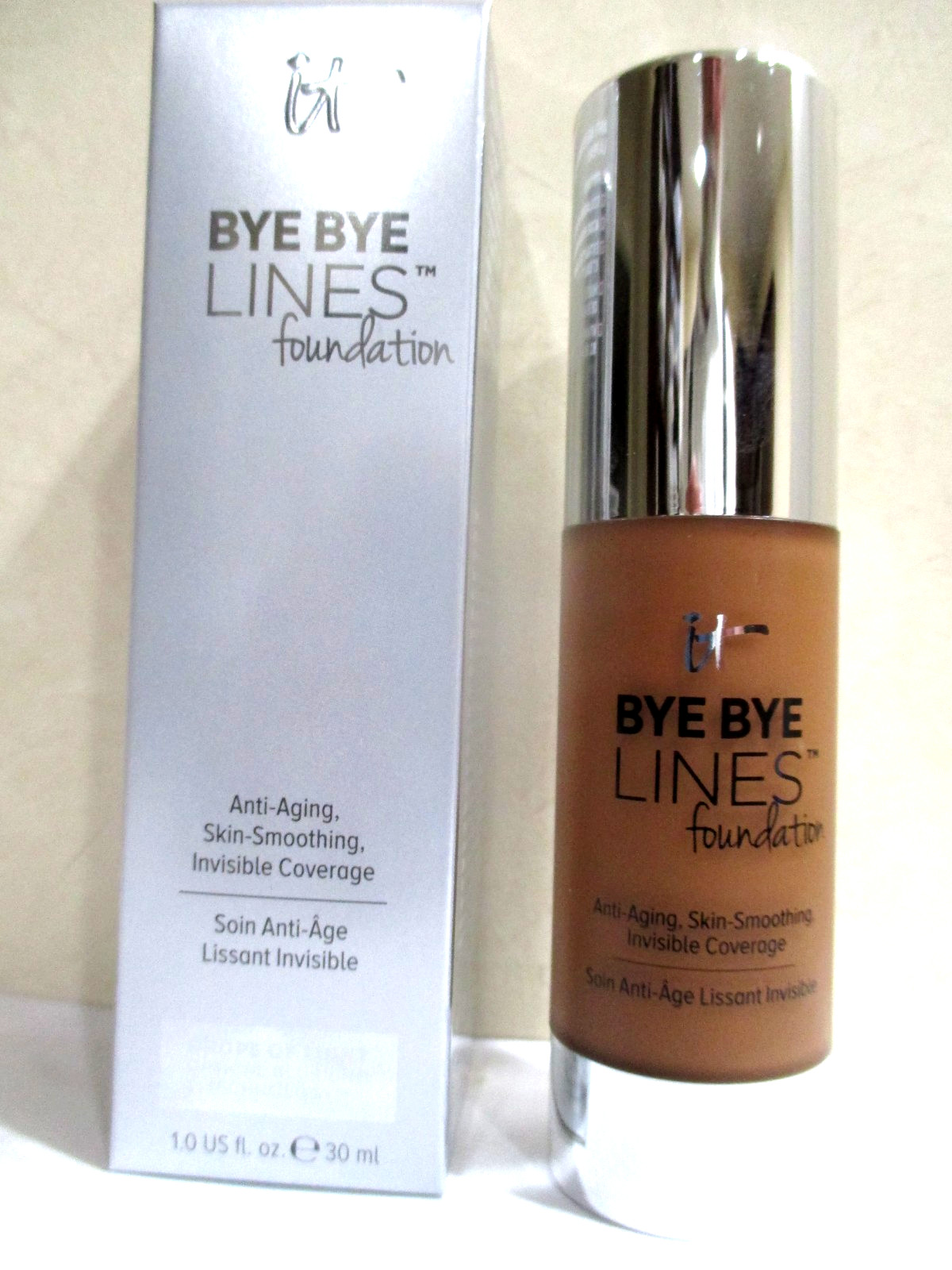 IT ~ Bye Bye Lines Foundation – Anti Aging Skin Smoothing – # DEEP – 1 Oz.