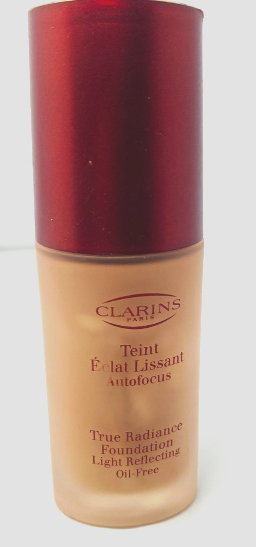CLARINS True Radiance Foundation Light Reflecting Oil-Free – TENDER GOLD 1.06 oz