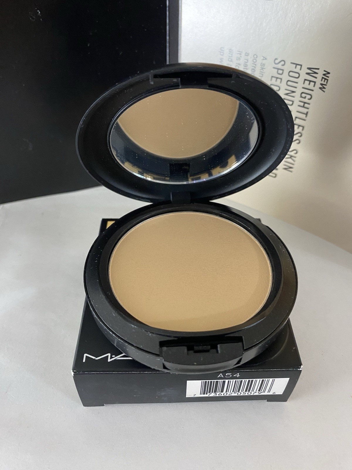 MAC Studio Fix Powder Plus Foundation, Full Size, 15g, Original Formula, NC25