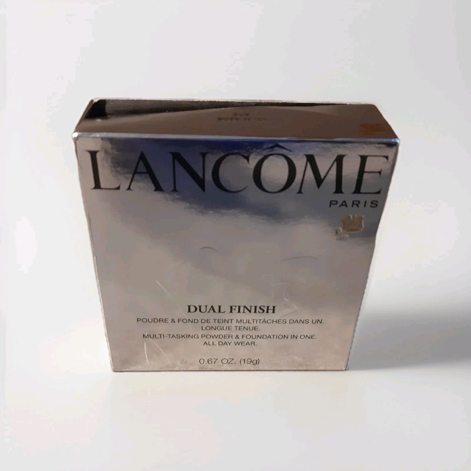 LANCOME Dual Finish Multi Tasking Powder & Foundation In One 220 Buff IIC-.67 oz