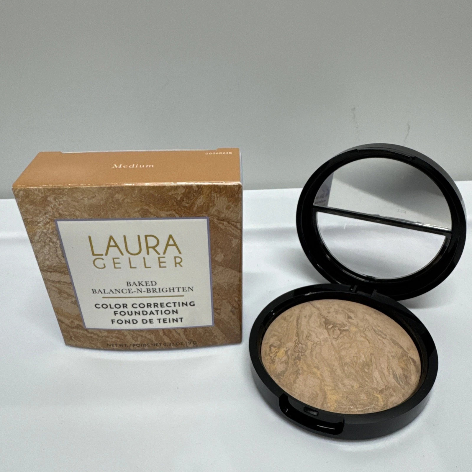 NEW Laura Geller Baked Balance-N-Brighten Color Correcting Foundation Medium 9g